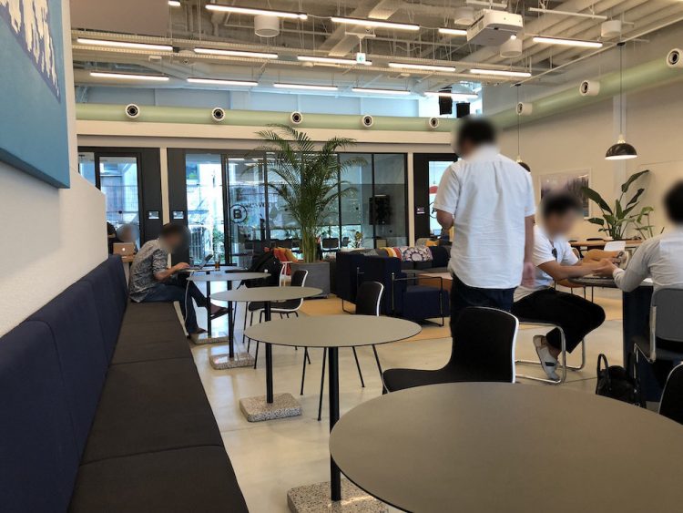 WeWork Iceberg 1階